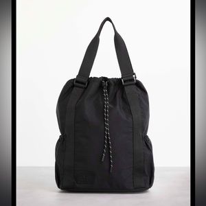 Beis sport tote